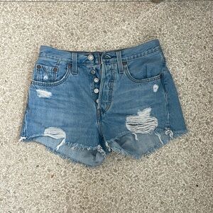 Levi’s shorts